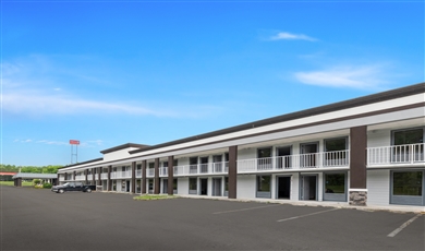  Ready-to-Flag Extended Stay Hotel